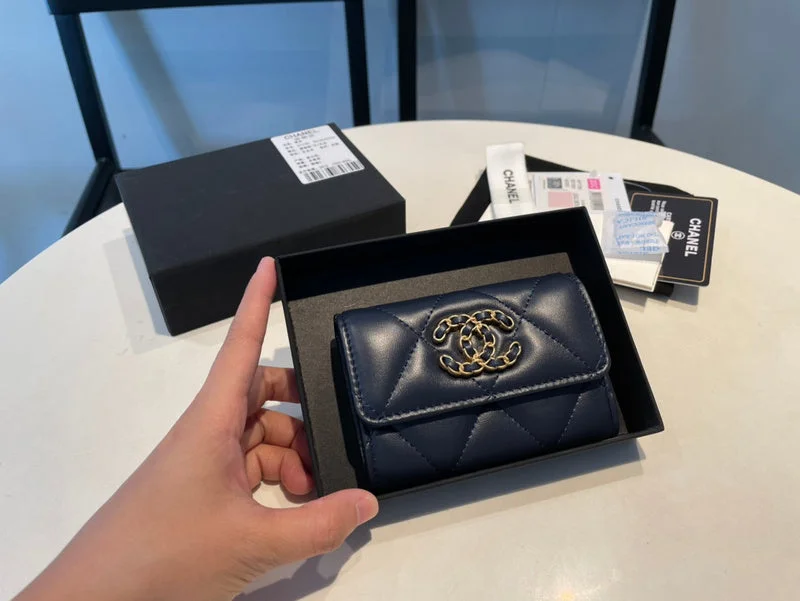 Whimsy Finds - Chanel Wallets - 151