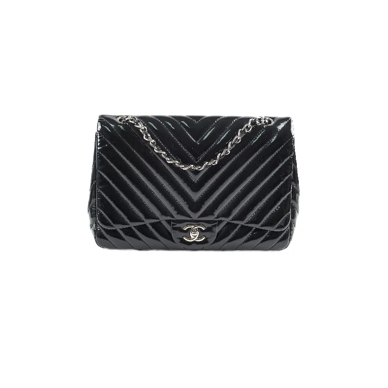 Chanel Jumbo Single Flap Chevron Black