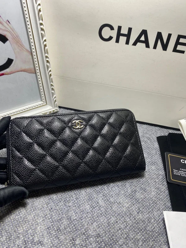 Whimsy Finds - Chanel Wallets - 572