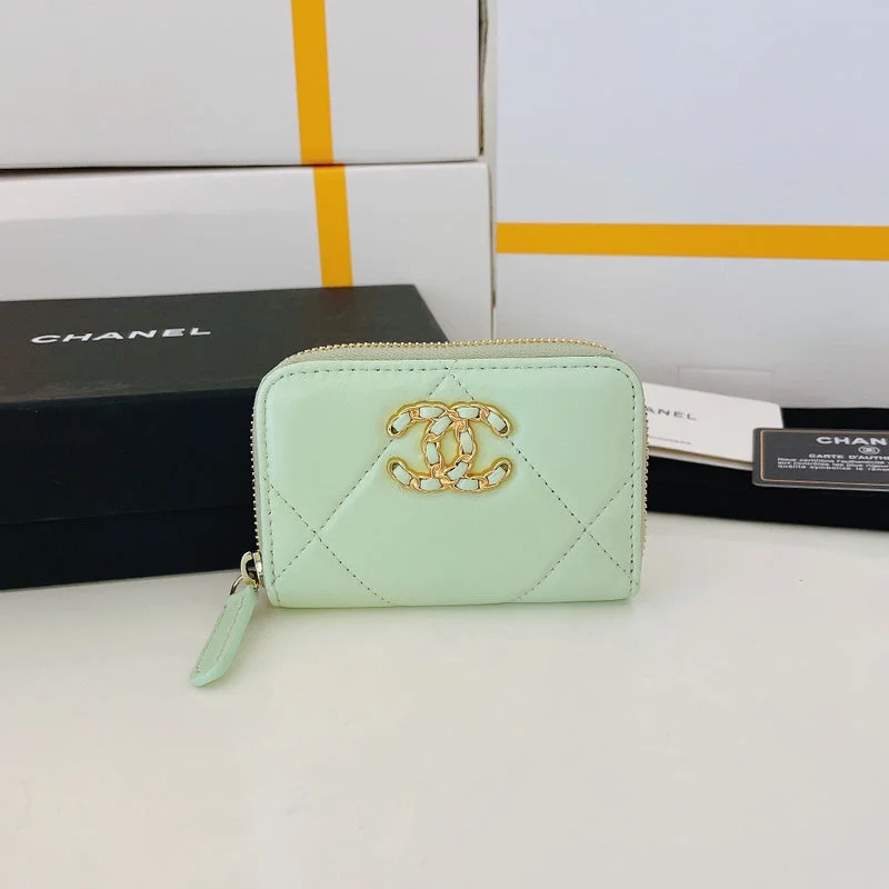 Whimsy Finds - Chanel Wallets - 422