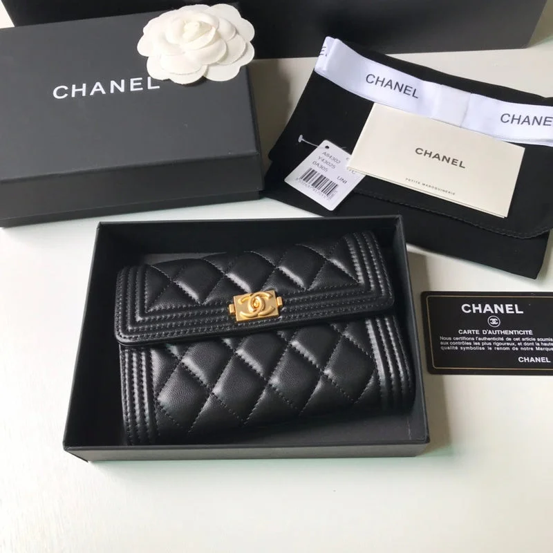 Whimsy Finds - Chanel Wallets - 064