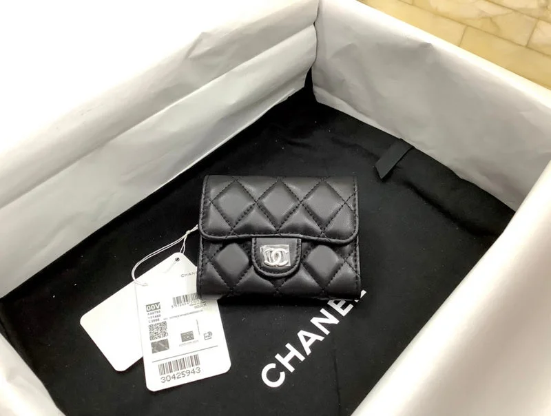 Whimsy Finds - Chanel Wallets - 568