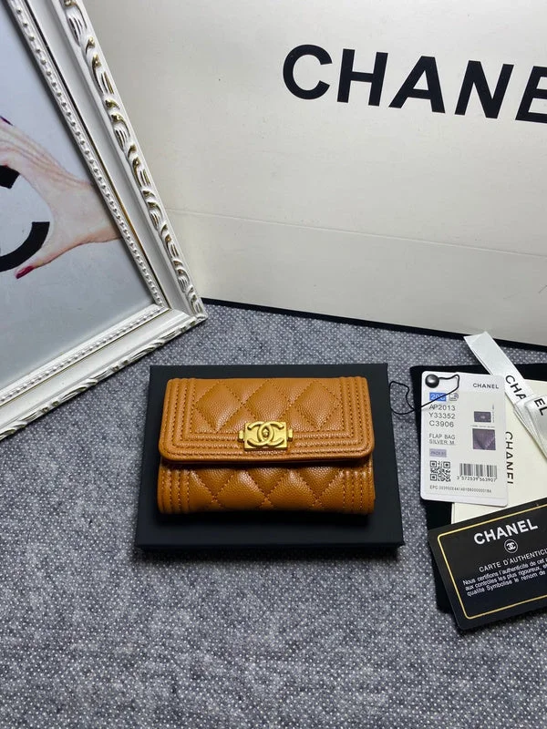 Whimsy Finds - Chanel Wallets - 183