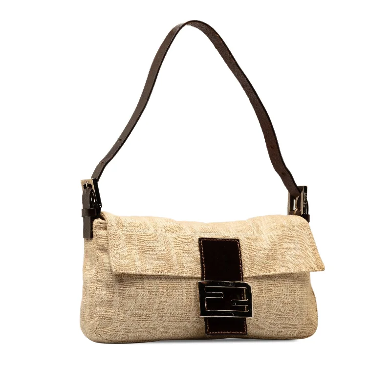 Fendi Zucca Canvas Baguette (SHG-jHAKjs)