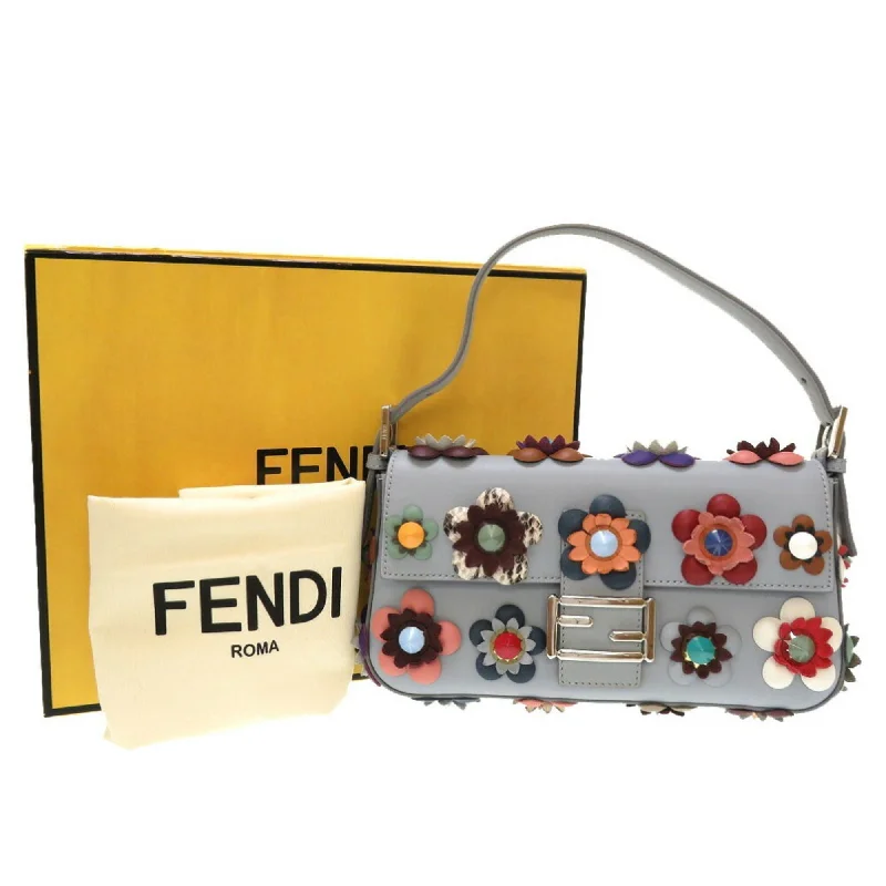 FENDI Mamma Bucket Flower 8BR6