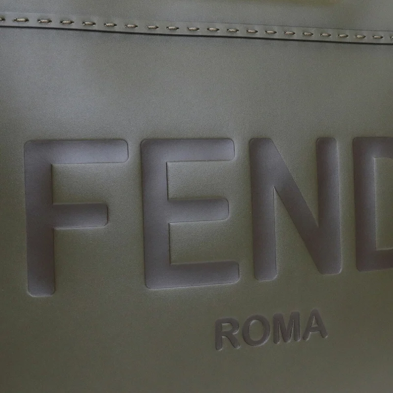 FENDI 7V80 tote bag khaki men's